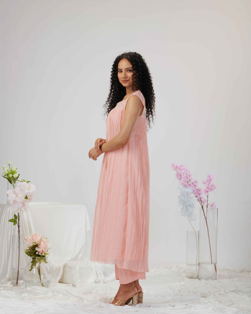 SALWAR SET IN ROSE QUARTZ SHADE
