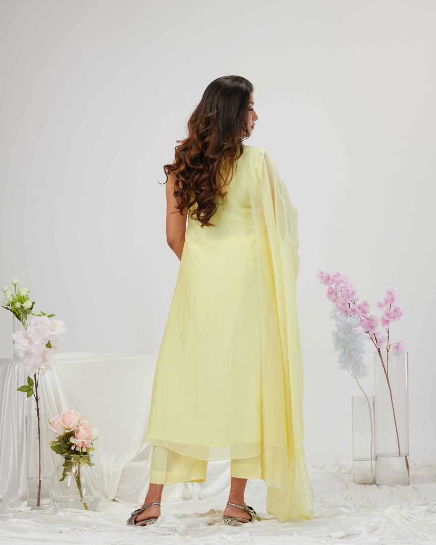 SALWAR SET IN YELLOW