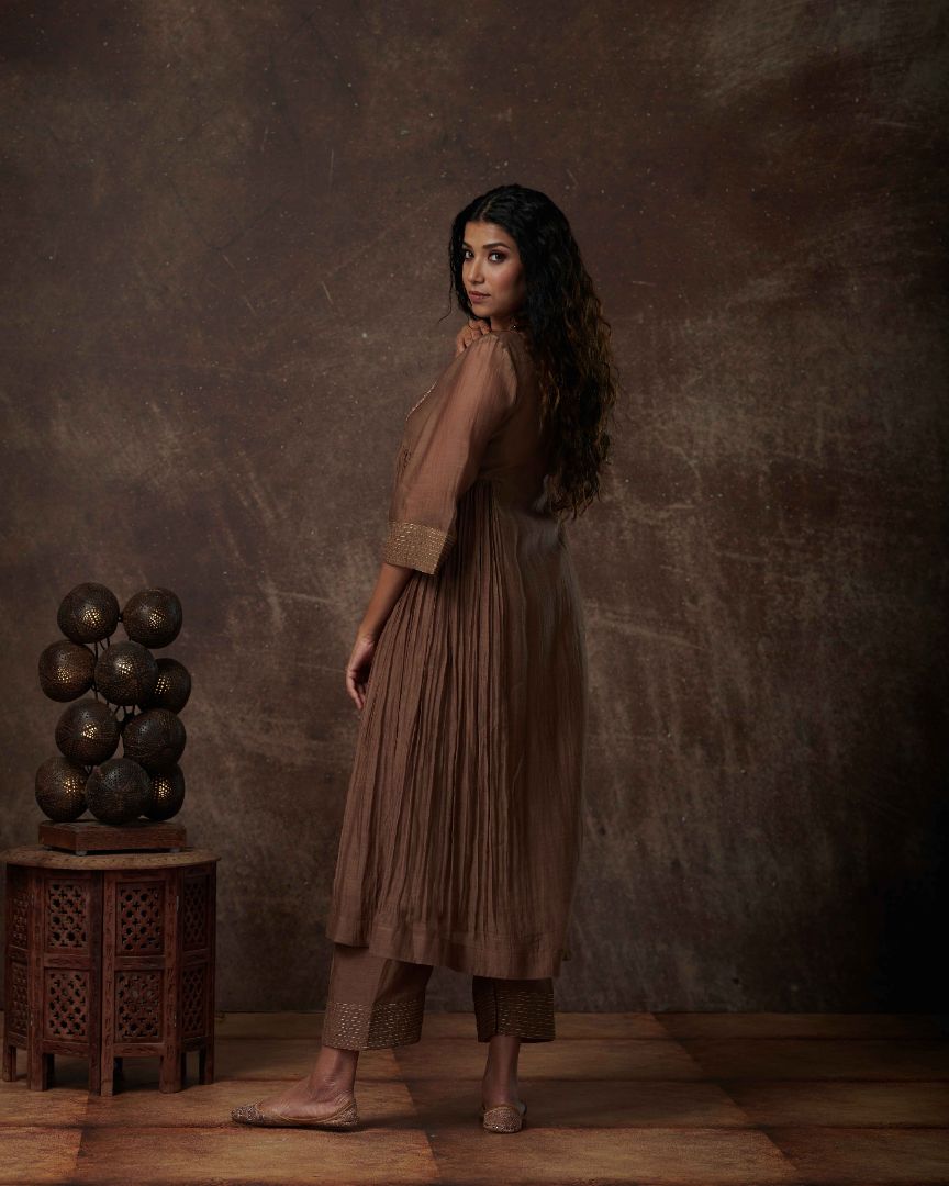 SALWAR SET IN ANTIQUE BRONZE